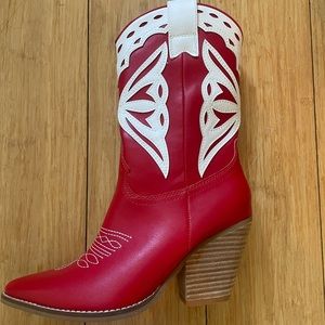 Never been worn red cowboy boots size 7